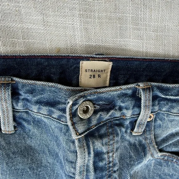 GAP straight leg Jeans size 28 R - Picture 5 of 11